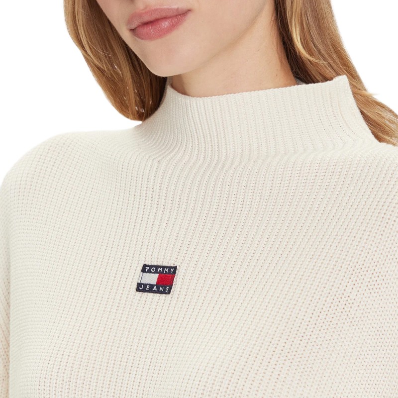 TOMMY MOCKNECK BADGE WHT